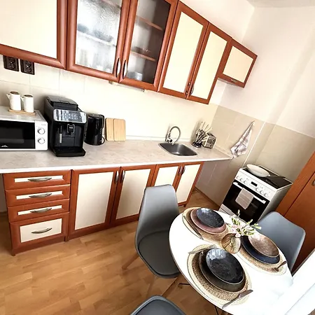 Hometown Corner Πόπραντ