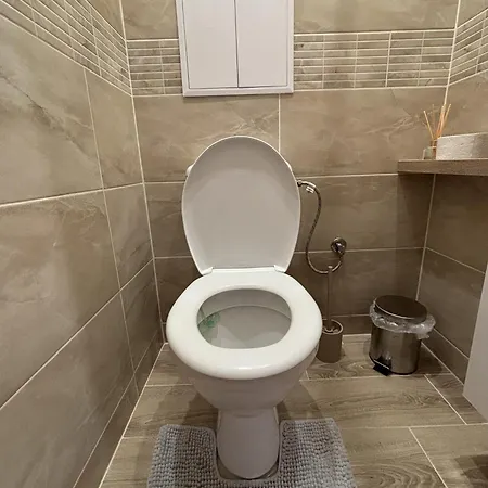 דירה Hometown Corner פופראד